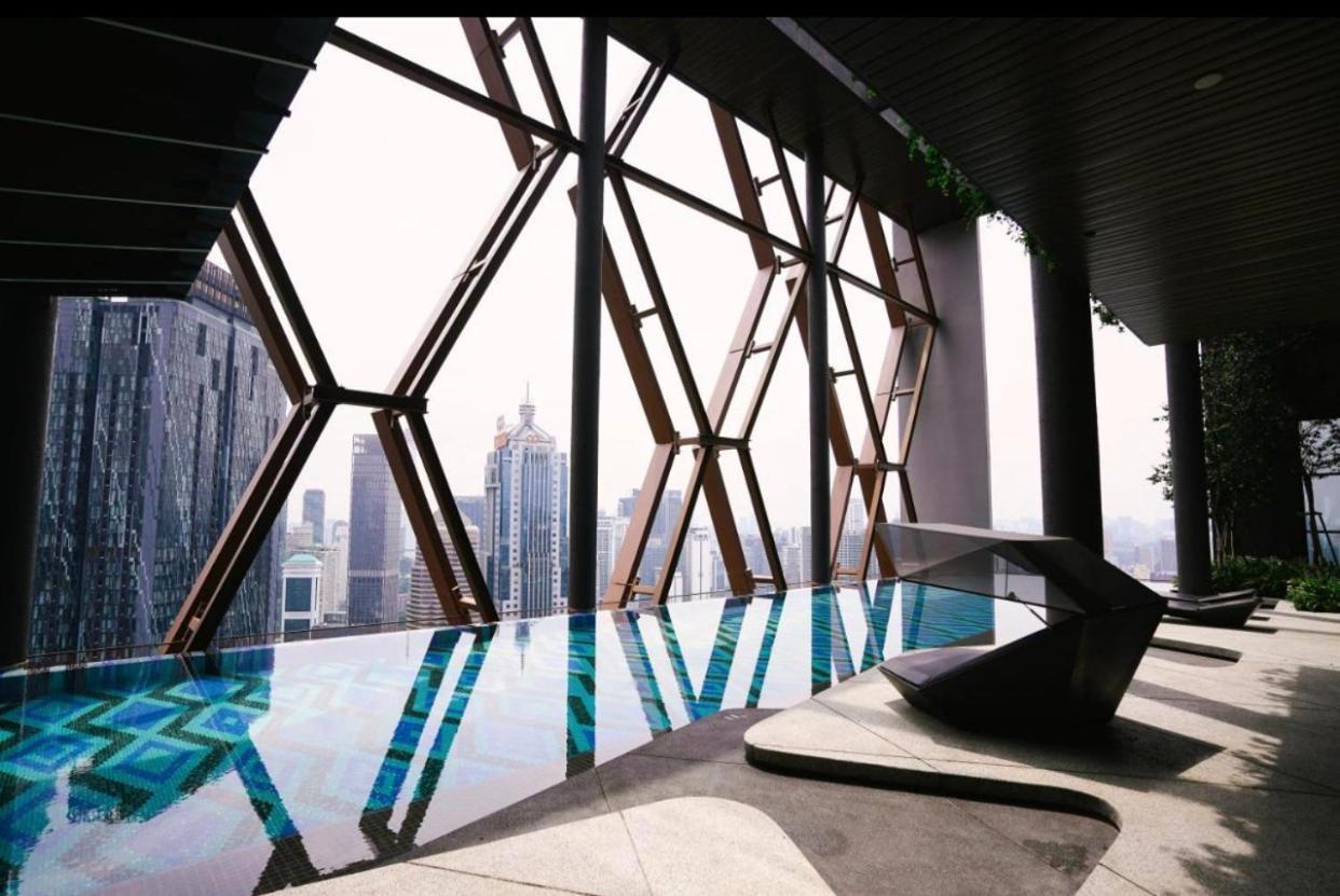 Scarletz Suites Klcc By Gc Luxury Suites Куала-Лумпур Екстер'єр фото
