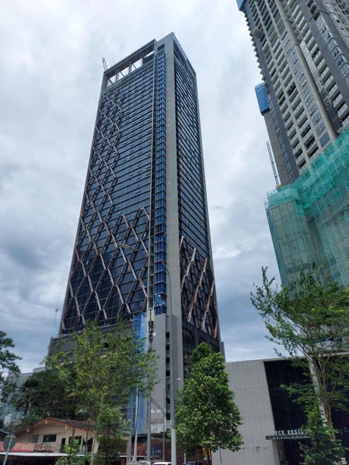 Scarletz Suites Klcc By Gc Luxury Suites Куала-Лумпур Екстер'єр фото