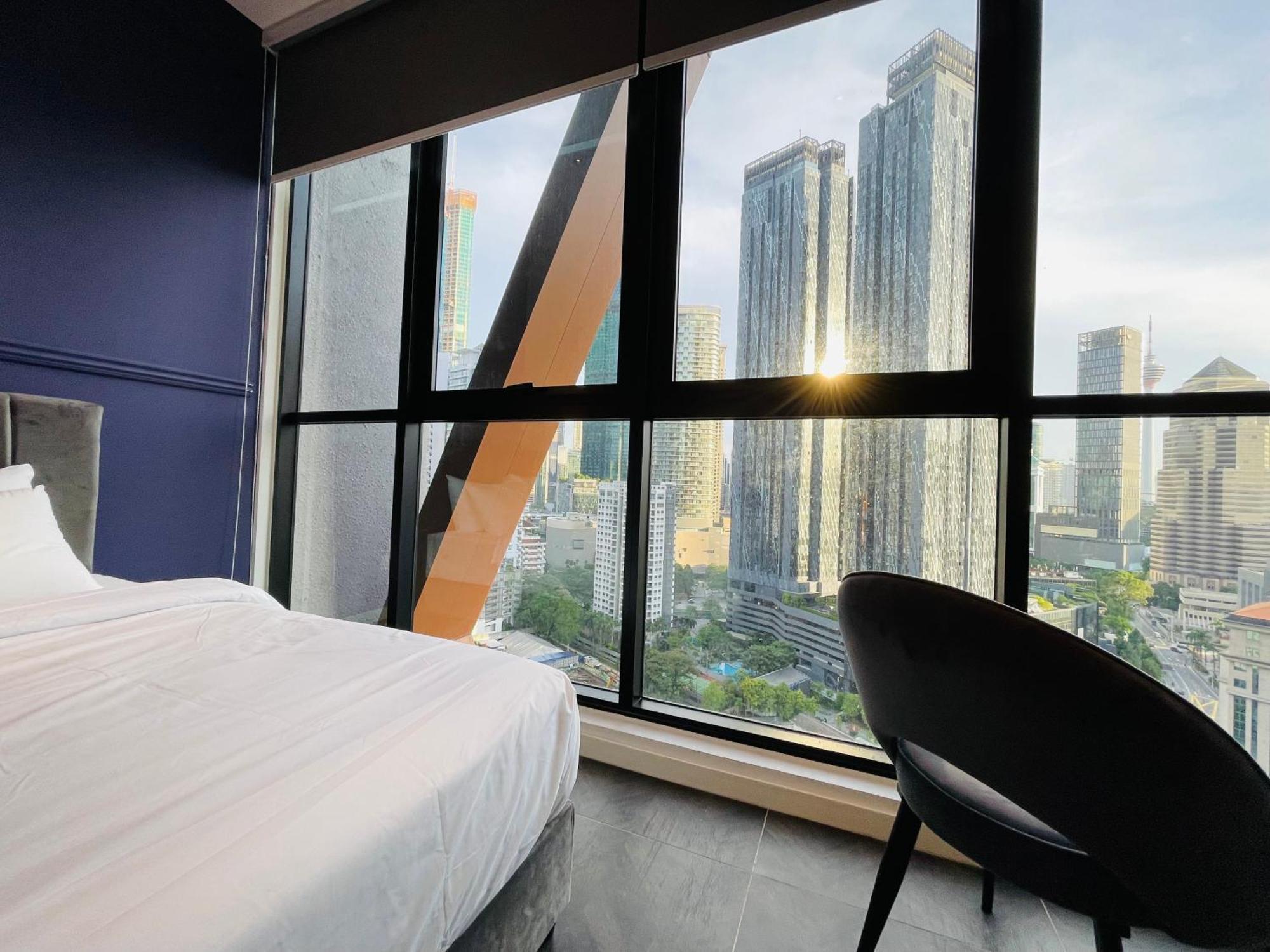 Scarletz Suites Klcc By Gc Luxury Suites Куала-Лумпур Екстер'єр фото