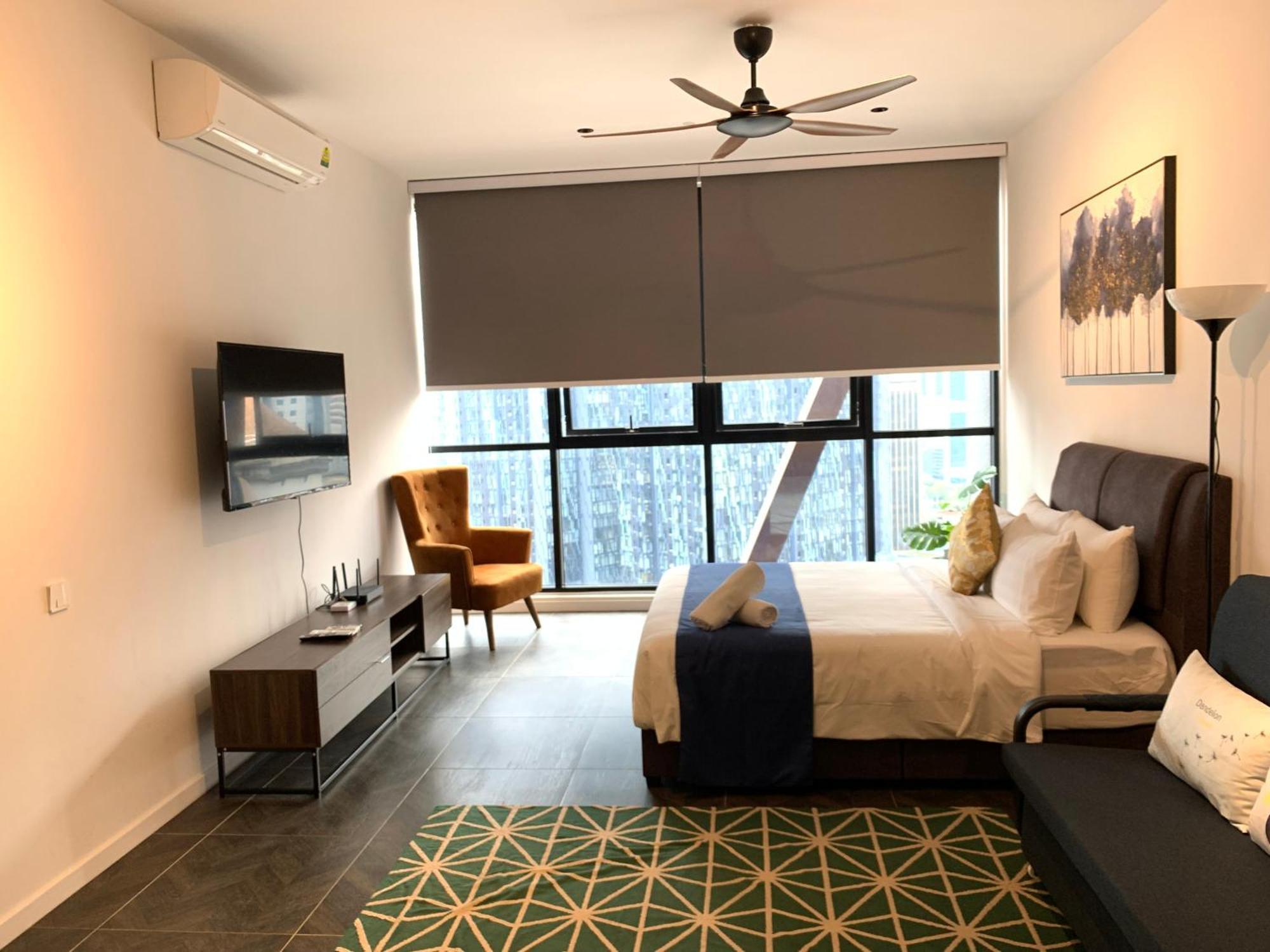 Scarletz Suites Klcc By Gc Luxury Suites Куала-Лумпур Екстер'єр фото